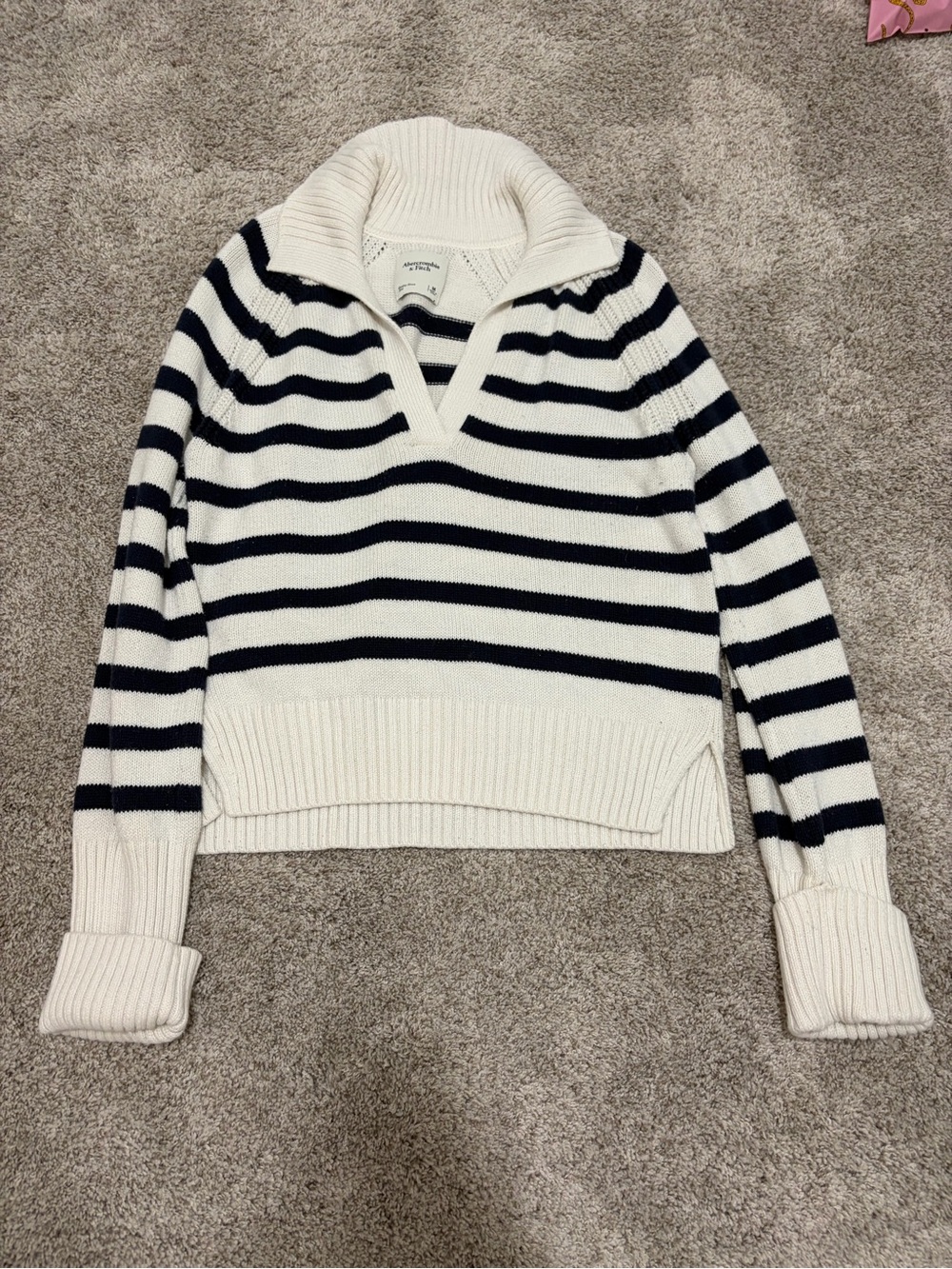 Striped V-Neck Shawl Collar Sweater - White & Navy